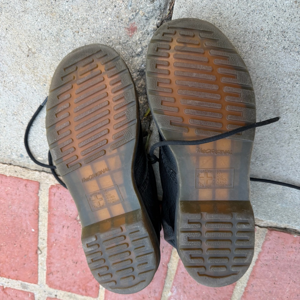 Dr Martens Pascal Boots Size 9 - Picture 3 of 5